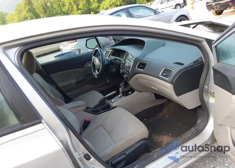 2013 Honda Civic Lx z USA, uszkodzony, nr VIN 2HGFB2F56DH583468